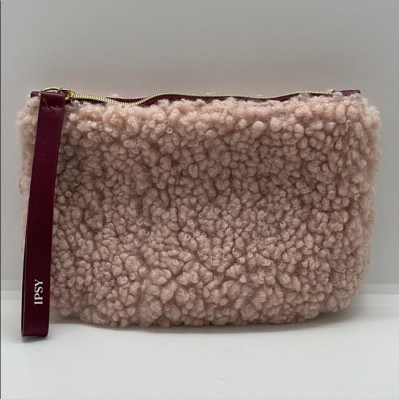 NWT IPSY December 2020 Luxe Bag - Picture 2 of 16